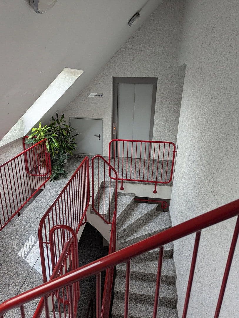 2 bedroom with open-plan kitchen flat to rent, 101 m², Remchingen, Baden-Württemberg 2 bedroom with open-plan kitchen flat to rent, 101 m², Remchingen, Baden-Württemberg