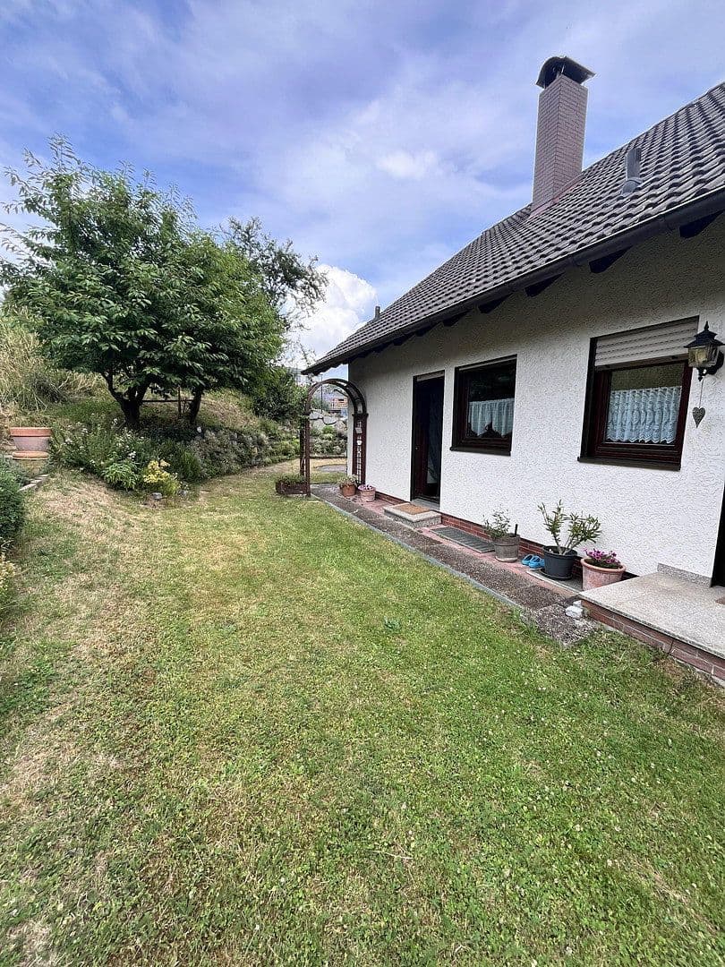 4 bedroom flat to rent, 104 m², Weinheim, Baden-Württemberg 4 bedroom flat to rent, 104 m², Weinheim, Baden-Württemberg