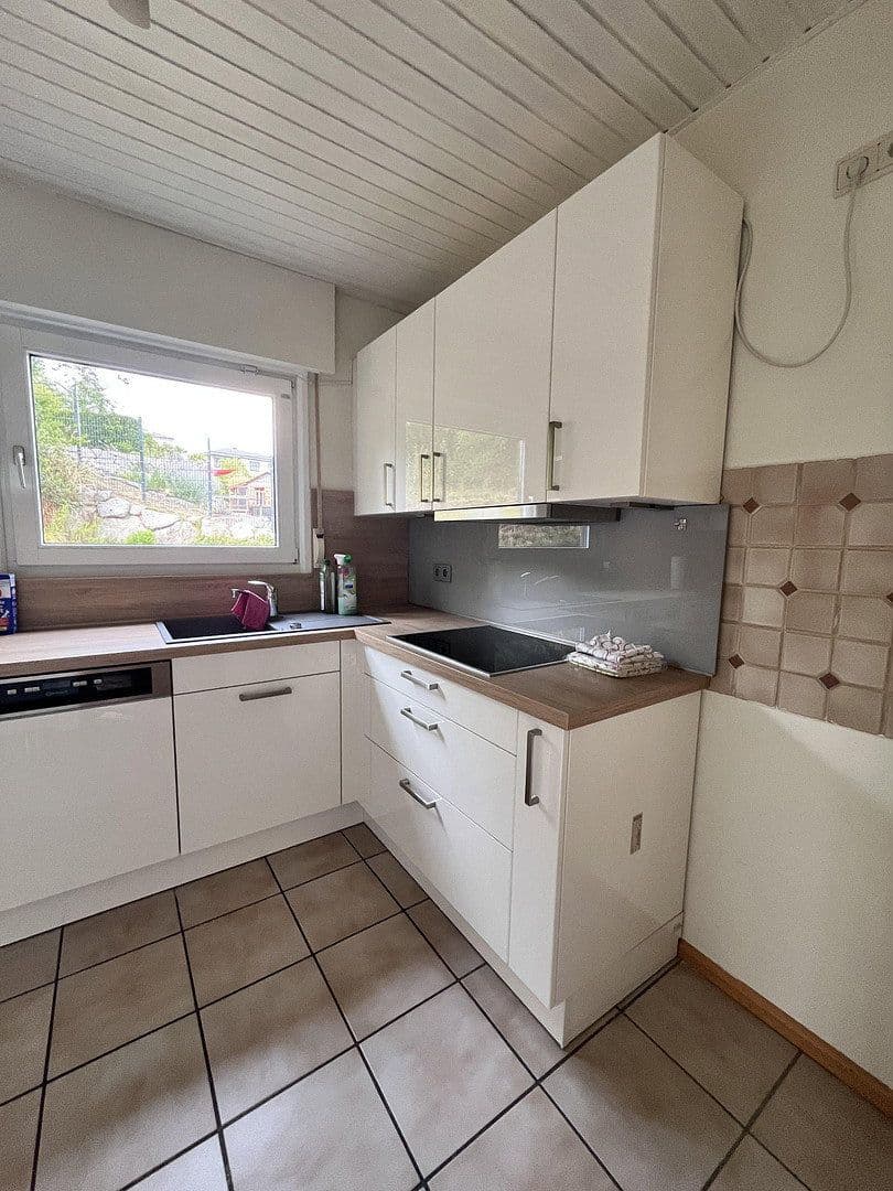 4 bedroom flat to rent, 104 m², Weinheim, Baden-Württemberg 4 bedroom flat to rent, 104 m², Weinheim, Baden-Württemberg