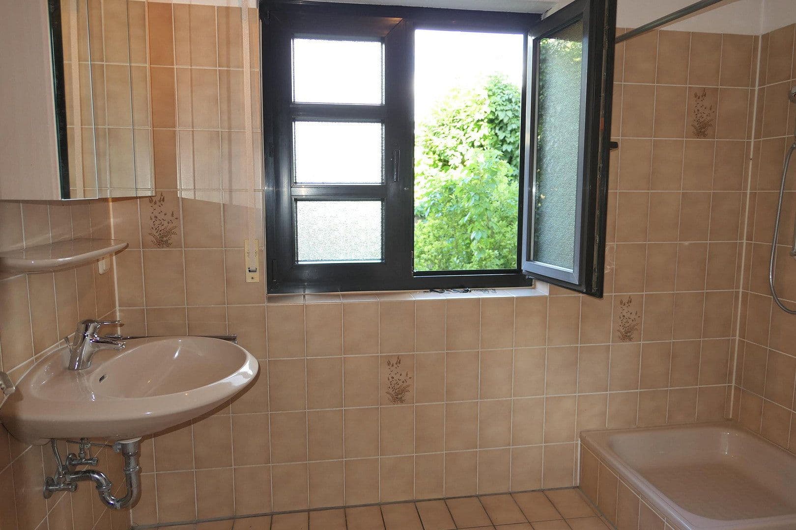 house for sale, 224 m², Flörsheim, Hesse house for sale, 224 m², Flörsheim, Hesse