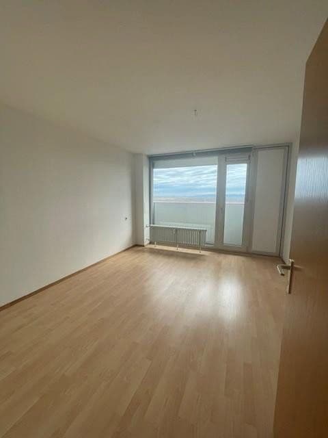 2 bedroom with open-plan kitchen flat to rent, 85 m², Tübingen, Baden-Württemberg 2 bedroom with open-plan kitchen flat to rent, 85 m², Tübingen, Baden-Württemberg