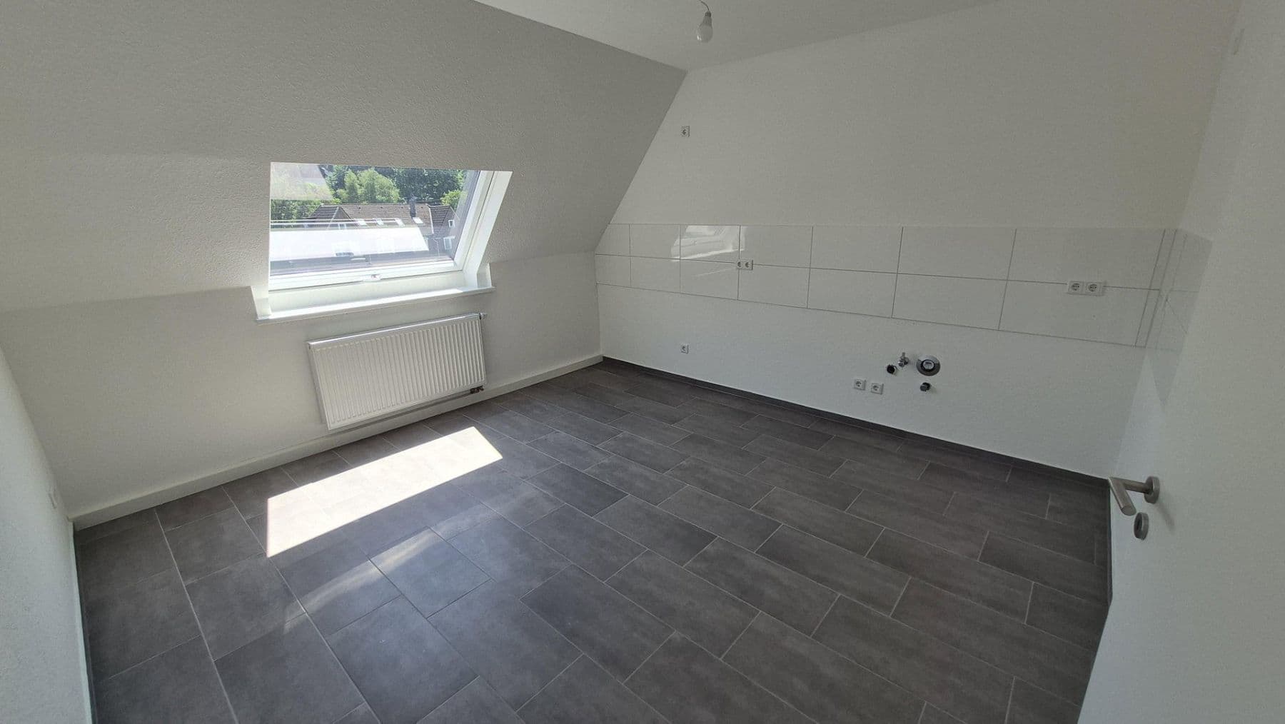 4 bedroom flat to rent, 113 m², Gummersbach, North Rhine-Westphalia 4 bedroom flat to rent, 113 m², Gummersbach, North Rhine-Westphalia