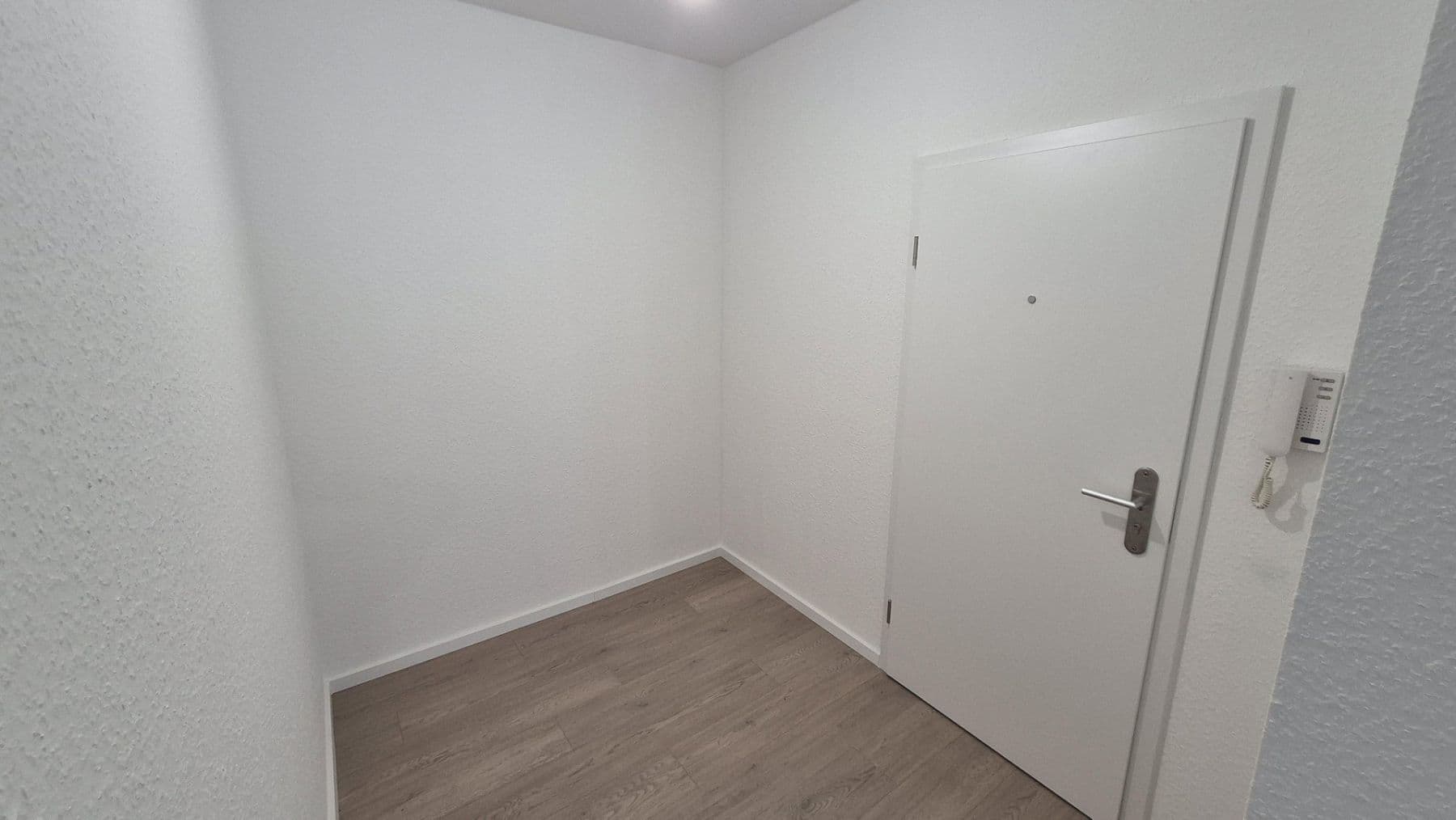 4 bedroom flat to rent, 113 m², Gummersbach, North Rhine-Westphalia 4 bedroom flat to rent, 113 m², Gummersbach, North Rhine-Westphalia