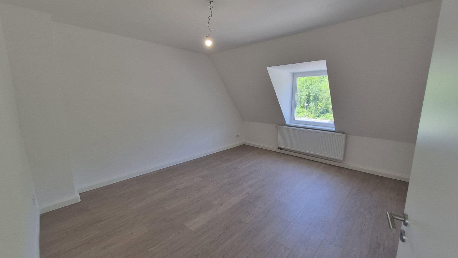4 bedroom flat to rent, 113 m², Gummersbach, North Rhine-Westphalia 4 bedroom flat to rent, 113 m², Gummersbach, North Rhine-Westphalia