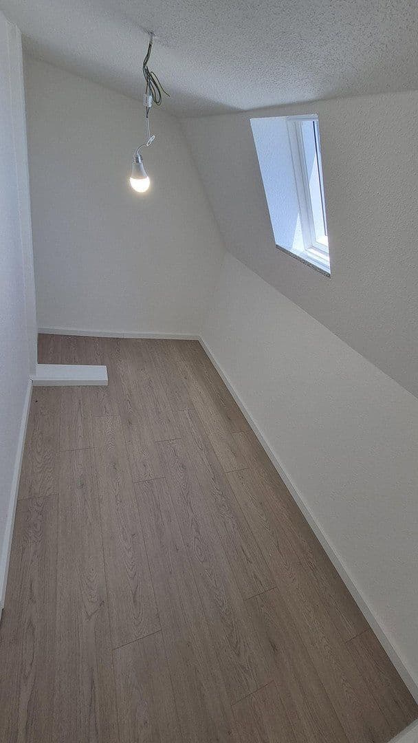 4 bedroom flat to rent, 113 m², Gummersbach, North Rhine-Westphalia 4 bedroom flat to rent, 113 m², Gummersbach, North Rhine-Westphalia