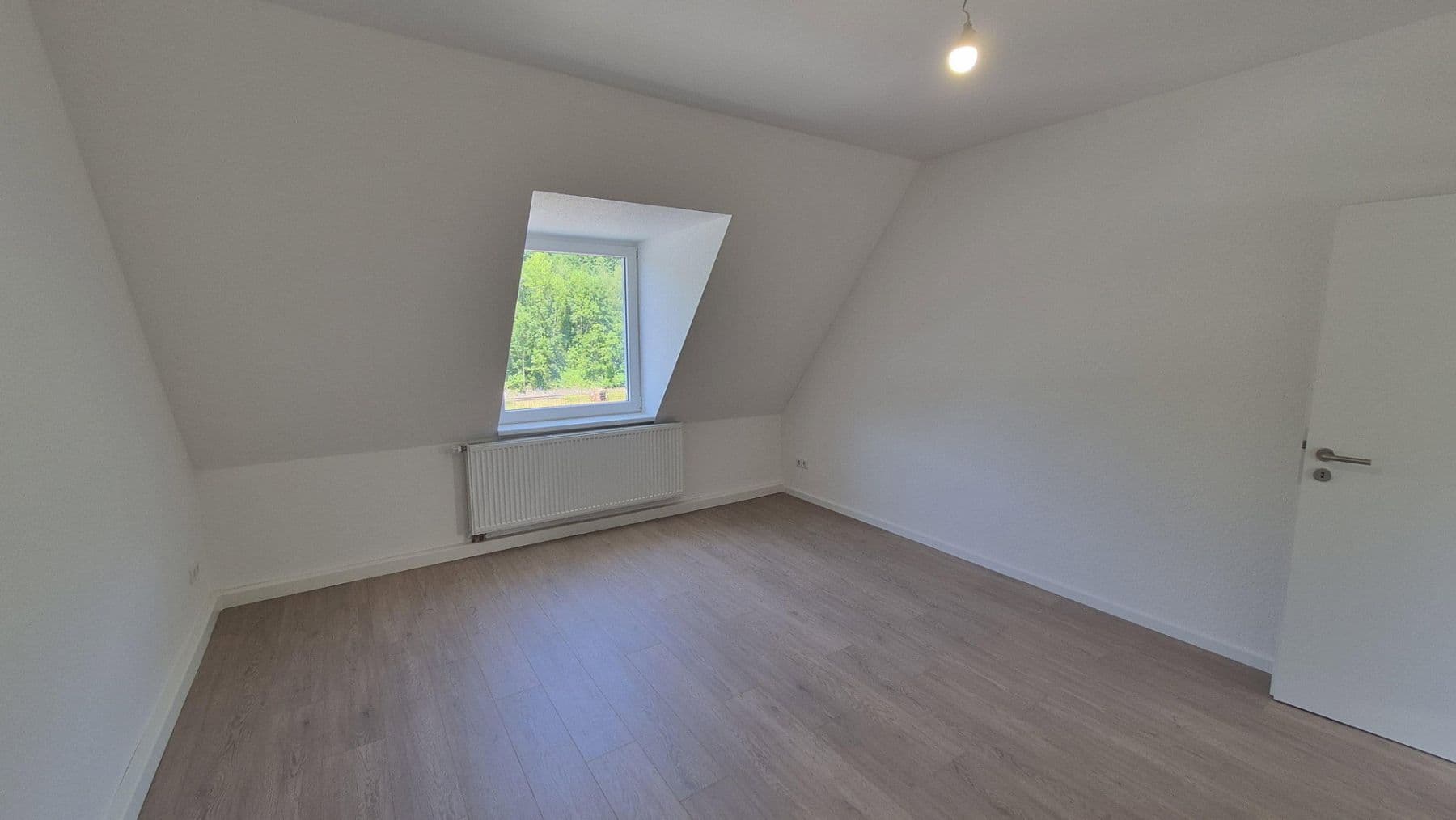 4 bedroom flat to rent, 113 m², Gummersbach, North Rhine-Westphalia 4 bedroom flat to rent, 113 m², Gummersbach, North Rhine-Westphalia