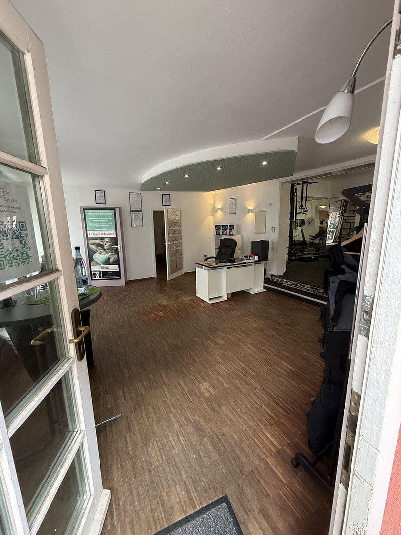 office to rent, 91 m², Rosenstr. 1, Schwäbisch Gmünd, Baden-Württemberg office to rent, 91 m², Rosenstr. 1, Schwäbisch Gmünd, Baden-Württemberg