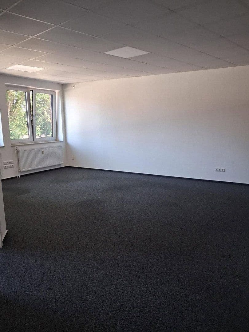 office to rent, 107 m², Poststrasse 10-12, Zeven, Lower Saxony office to rent, 107 m², Poststrasse 10-12, Zeven, Lower Saxony