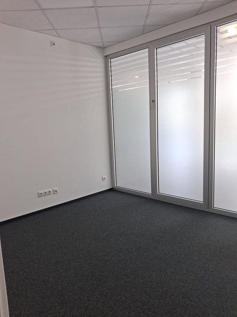 office to rent, 107 m², Poststrasse 10-12, Zeven, Lower Saxony office to rent, 107 m², Poststrasse 10-12, Zeven, Lower Saxony