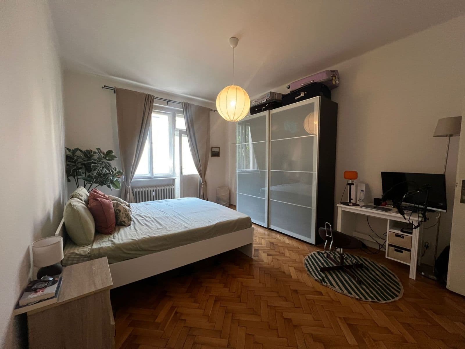1 bedroom with open-plan kitchen flat to rent, 55 m², Mikovcova, Prague, Prague 1 bedroom with open-plan kitchen flat to rent, 55 m², Mikovcova, Prague, Prague