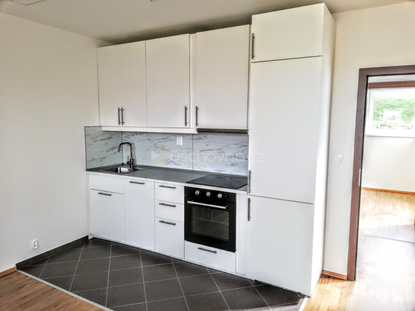 1 bedroom with open-plan kitchen flat to rent, 40 m², U Hostavického potoka, Prague, Prague 1 bedroom with open-plan kitchen flat to rent, 40 m², U Hostavického potoka, Prague, Prague