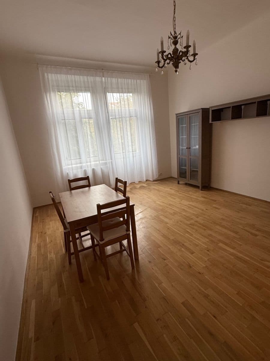 2 bedroom flat to rent, 85 m², Ruská, Prague, Prague 2 bedroom flat to rent, 85 m², Ruská, Prague, Prague