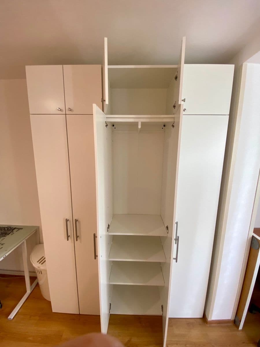 Studio flat to rent, 22 m², Kuželova, Prague, Prague Studio flat to rent, 22 m², Kuželova, Prague, Prague