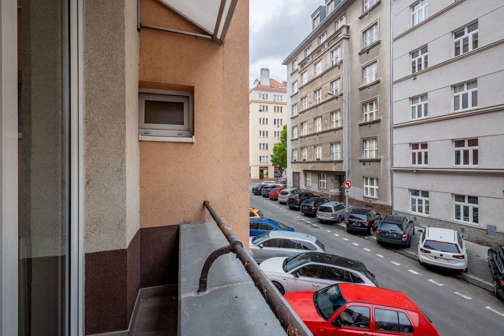 1 bedroom with open-plan kitchen flat to rent, 46 m², Viklefova, Prague, Prague 1 bedroom with open-plan kitchen flat to rent, 46 m², Viklefova, Prague, Prague