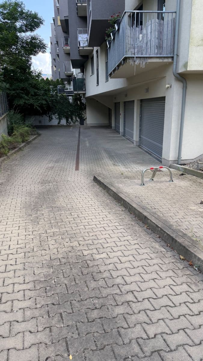 garage to rent, 12 m², Prague, Prague garage to rent, 12 m², Prague, Prague