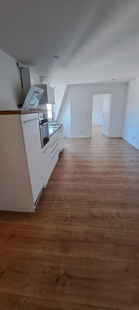 4 bedroom flat to rent, 104 m², Leopoldstrasse 8, Nürnberg, Bavaria 4 bedroom flat to rent, 104 m², Leopoldstrasse 8, Nürnberg, Bavaria