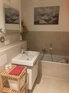 1 bedroom with open-plan kitchen flat to rent, 72 m², München, Bavaria 1 bedroom with open-plan kitchen flat to rent, 72 m², München, Bavaria