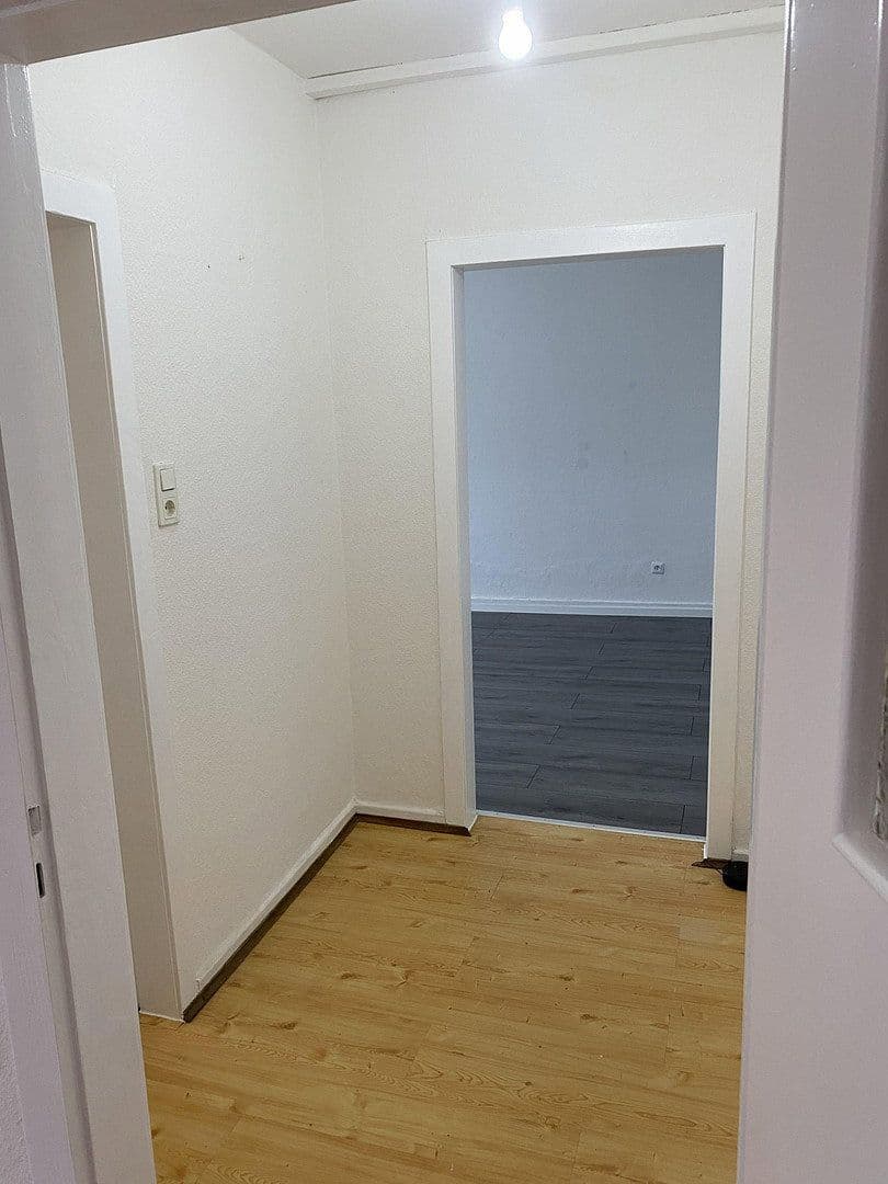Studio flat to rent, 38 m², Duissernstraße 83, Duisburg, North Rhine-Westphalia Studio flat to rent, 38 m², Duissernstraße 83, Duisburg, North Rhine-Westphalia