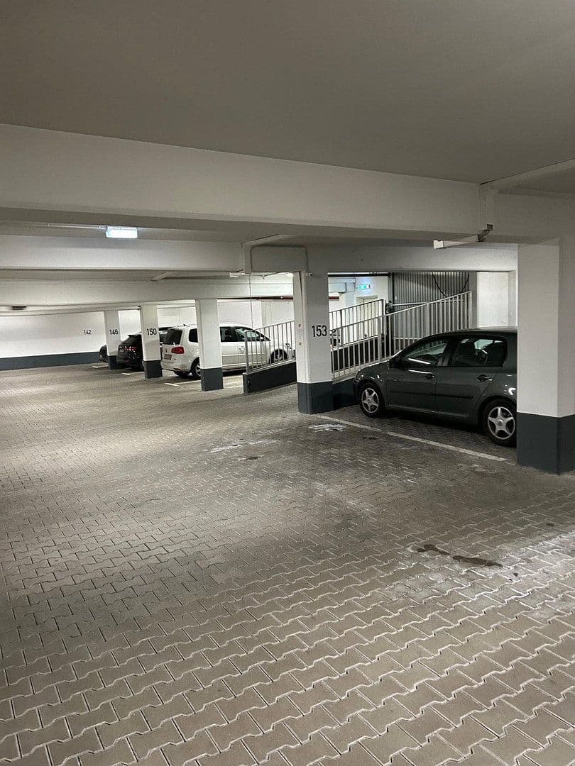 garage to rent, 0 m², Tuerkenstraße 28, München, Bavaria garage to rent, 0 m², Tuerkenstraße 28, München, Bavaria