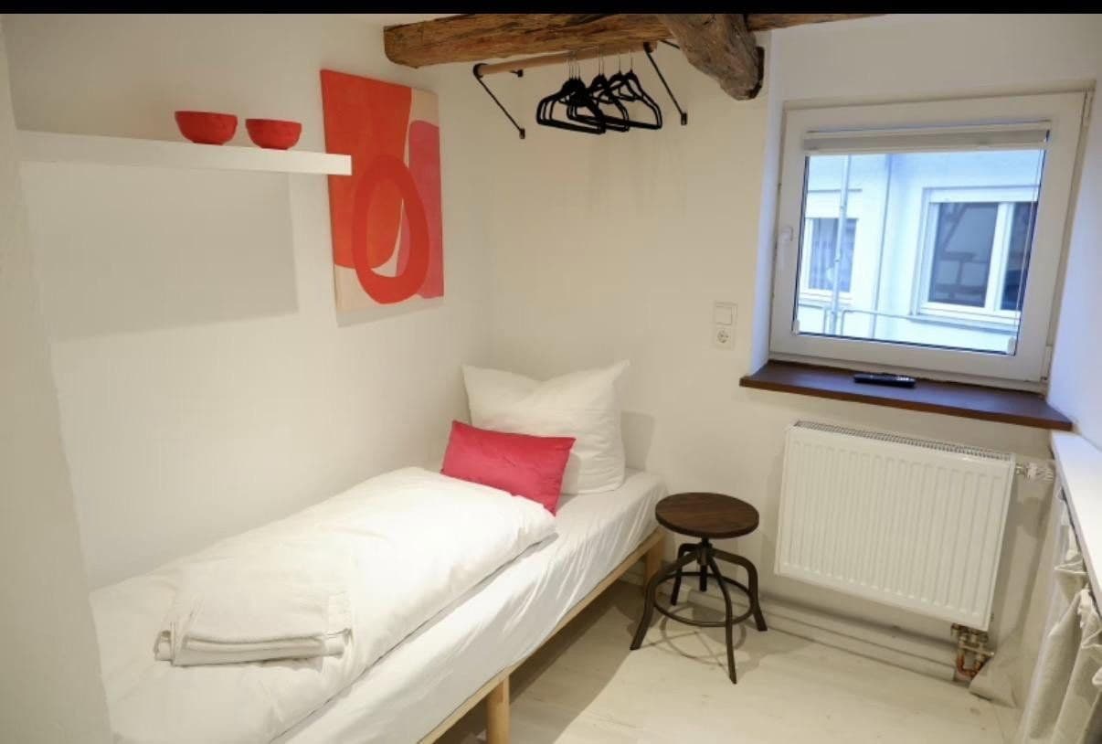 2 bedroom flat to rent, 20 m², Tübingen, Baden-Württemberg 2 bedroom flat to rent, 20 m², Tübingen, Baden-Württemberg