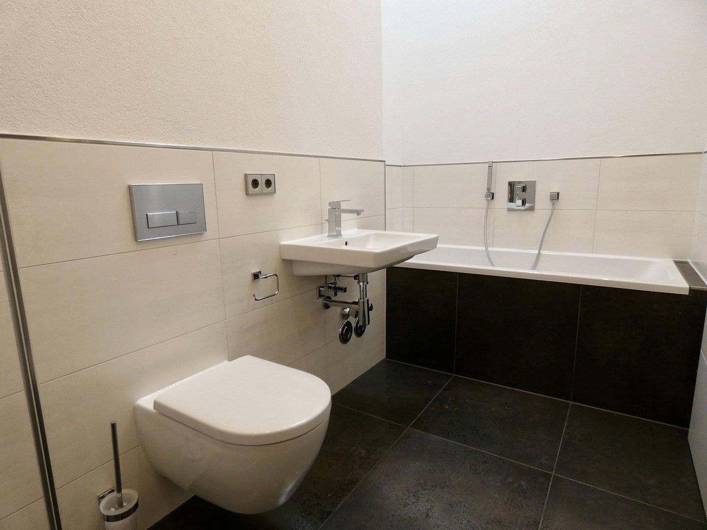 3 bedroom flat to rent, 80 m², Lerchenweg 53b, Chemnitz, Saxony 3 bedroom flat to rent, 80 m², Lerchenweg 53b, Chemnitz, Saxony