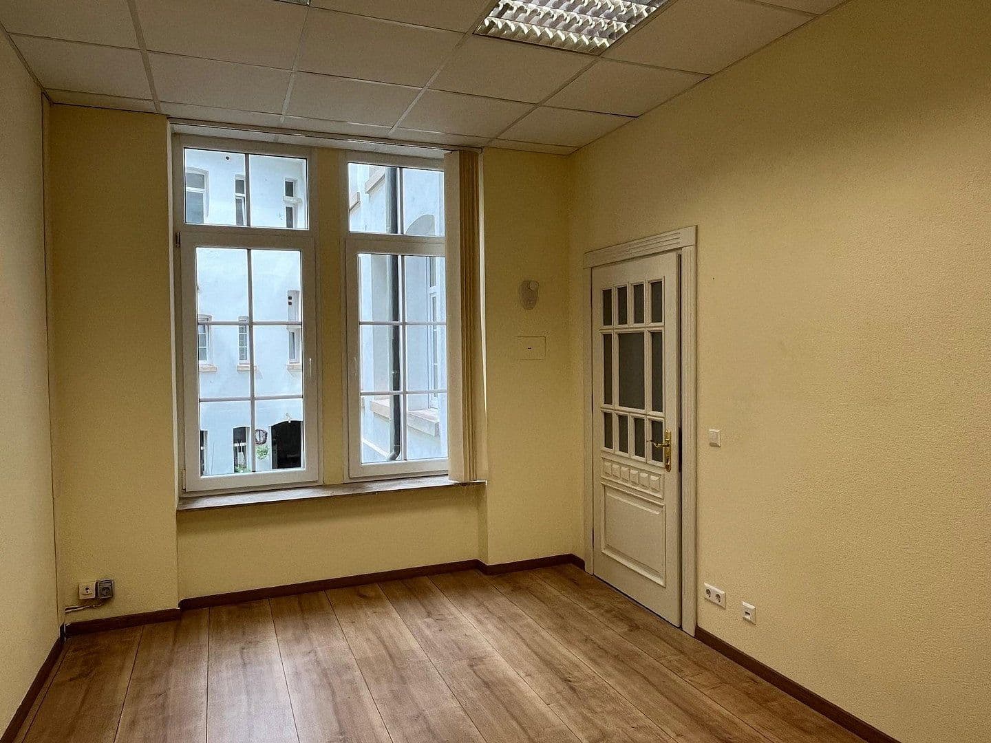 3 bedroom with open-plan kitchen flat to rent, 120 m², Pforzheim, Baden-Württemberg 3 bedroom with open-plan kitchen flat to rent, 120 m², Pforzheim, Baden-Württemberg
