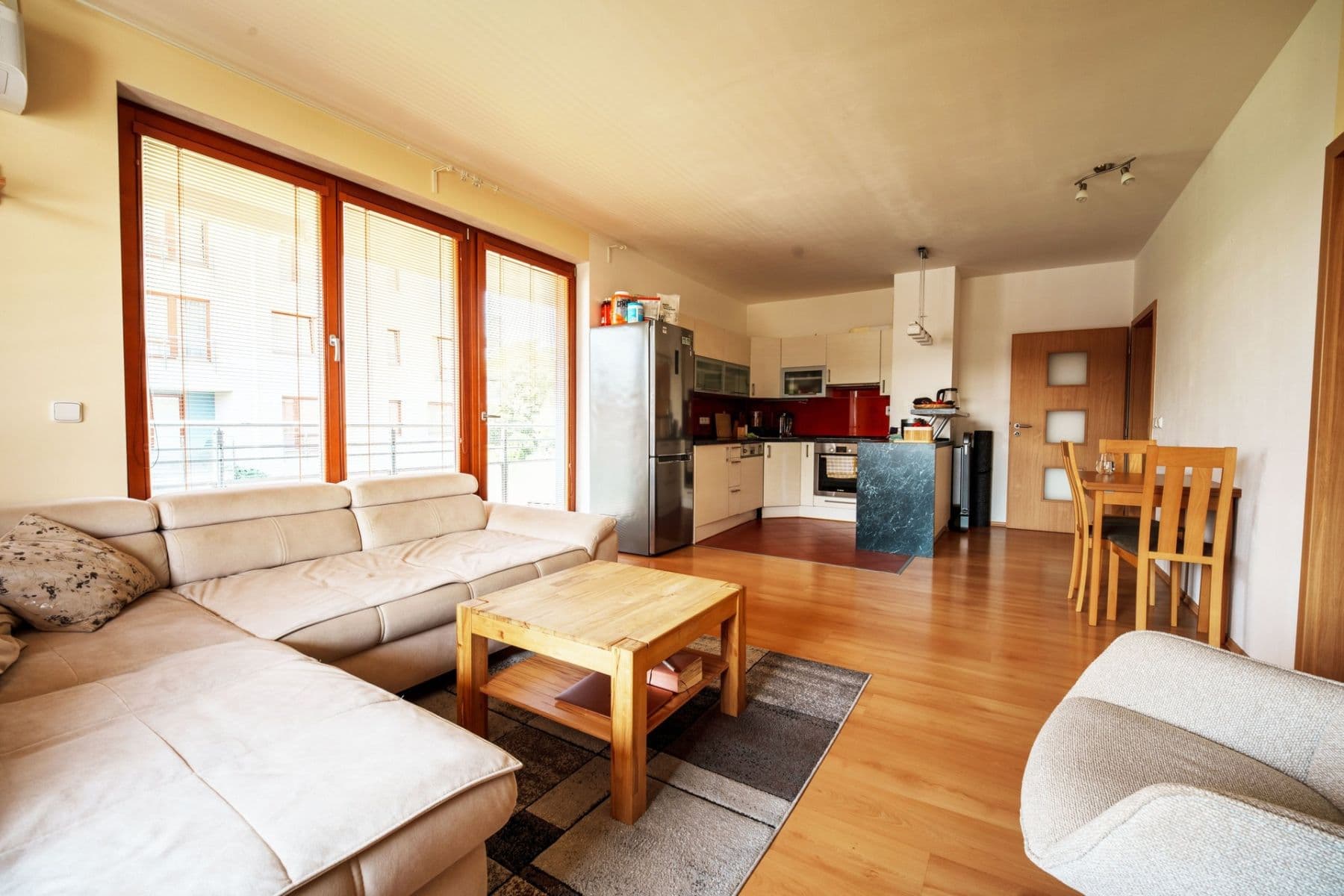 1 bedroom with open-plan kitchen flat to rent, 62 m², Jana Přibíka, Prague, Prague 1 bedroom with open-plan kitchen flat to rent, 62 m², Jana Přibíka, Prague, Prague