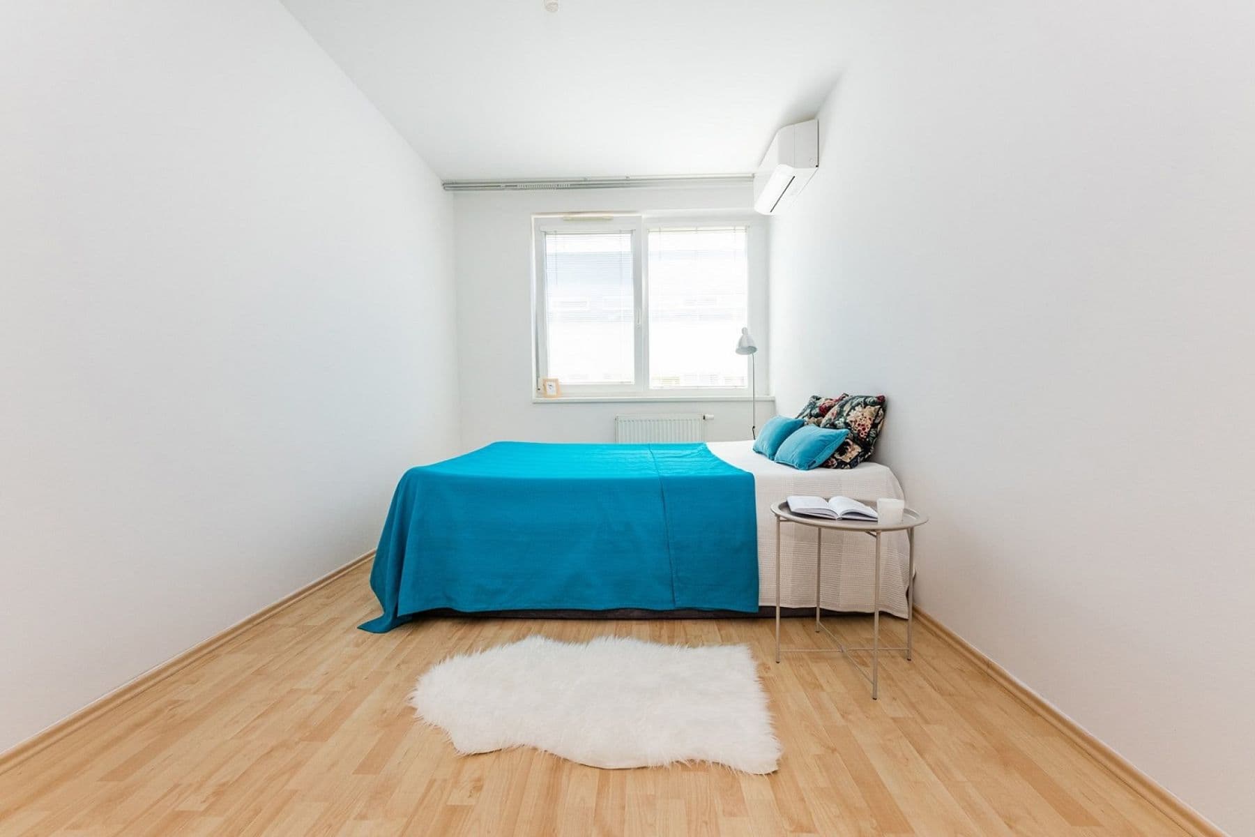 1 bedroom with open-plan kitchen flat to rent, 51 m², U Hostavického potoka, Prague, Prague 1 bedroom with open-plan kitchen flat to rent, 51 m², U Hostavického potoka, Prague, Prague