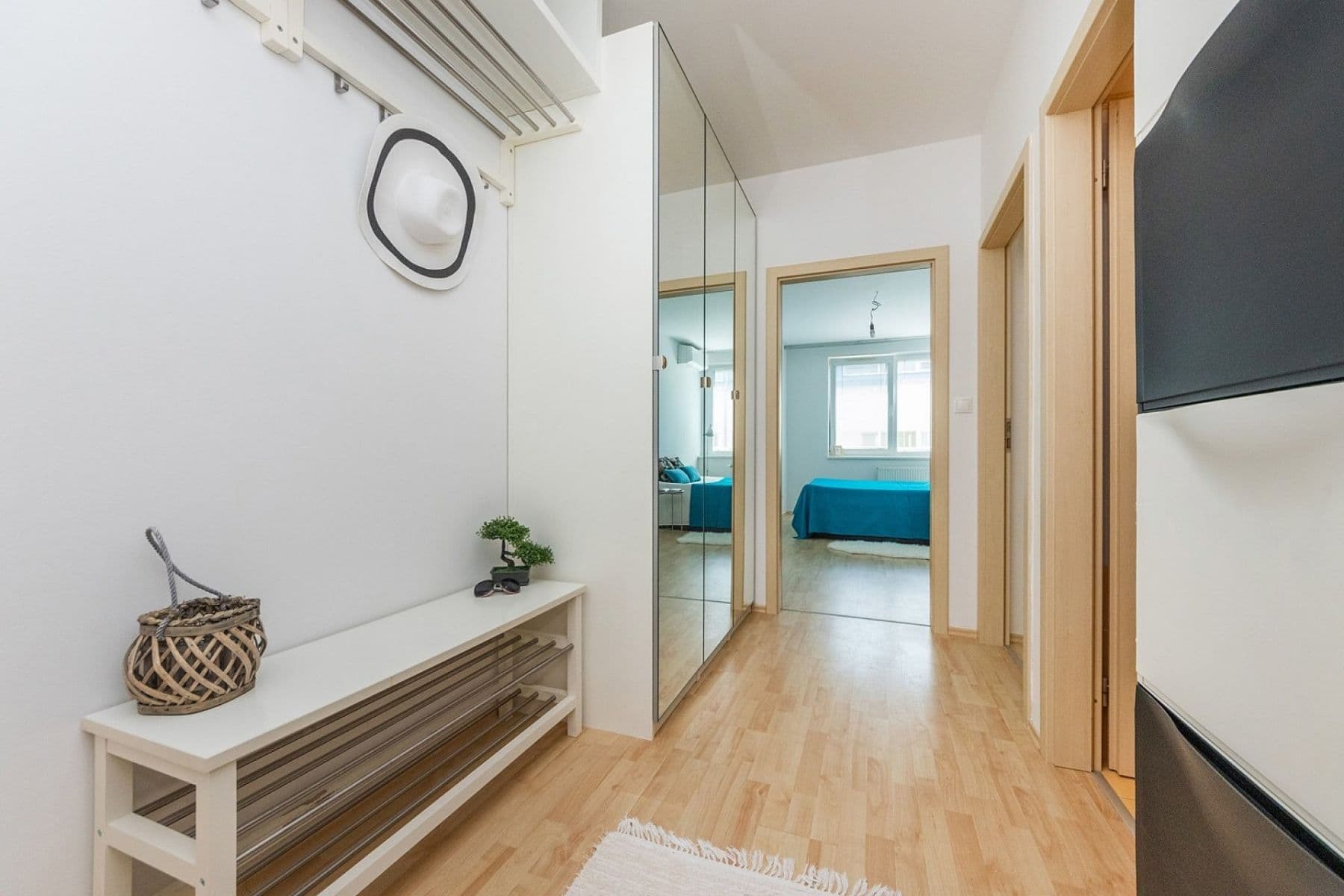 1 bedroom with open-plan kitchen flat to rent, 51 m², U Hostavického potoka, Prague, Prague 1 bedroom with open-plan kitchen flat to rent, 51 m², U Hostavického potoka, Prague, Prague
