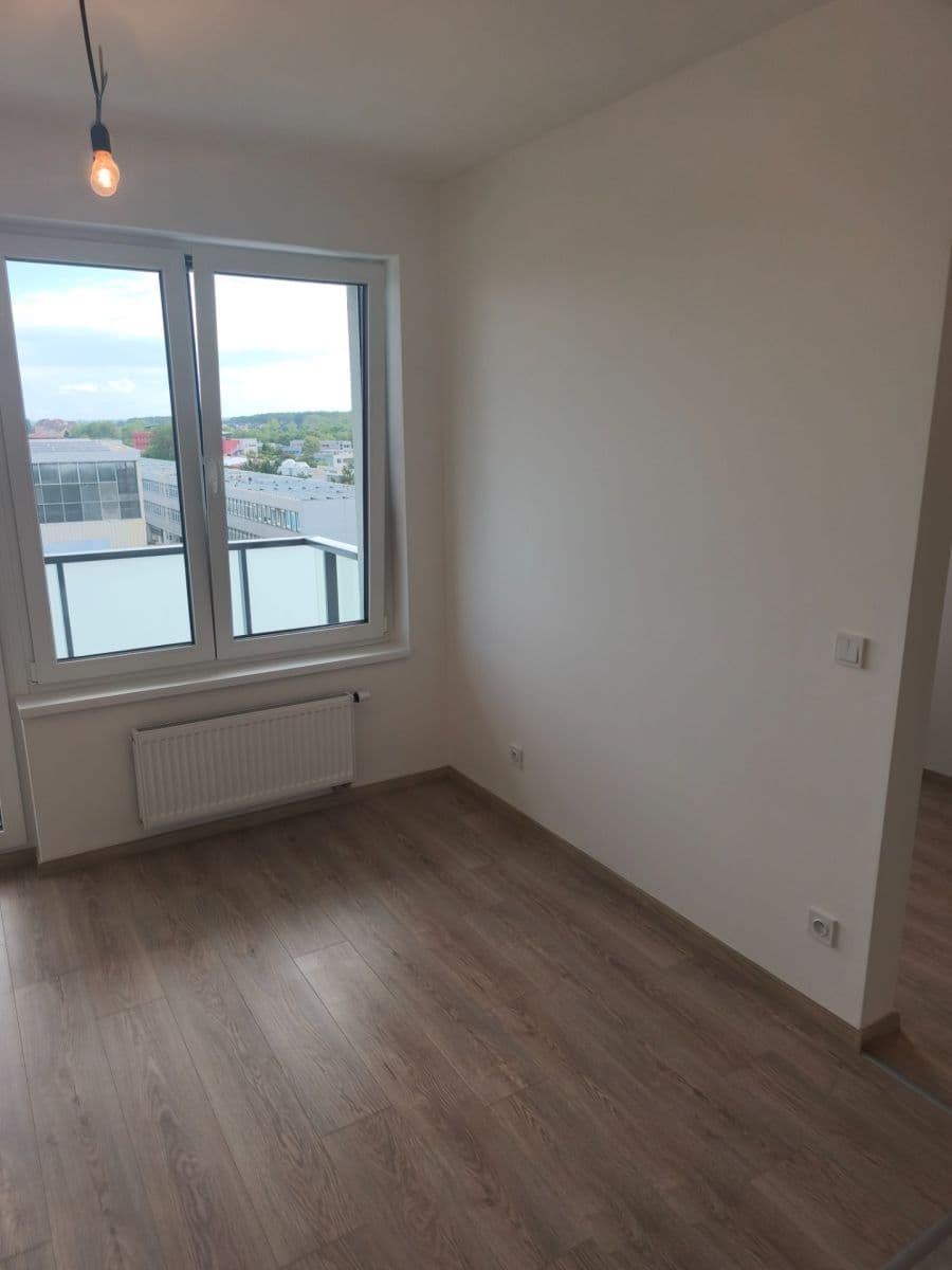 Studio flat to rent, 31 m², Arnošta Staňka, Prague, Prague Studio flat to rent, 31 m², Arnošta Staňka, Prague, Prague