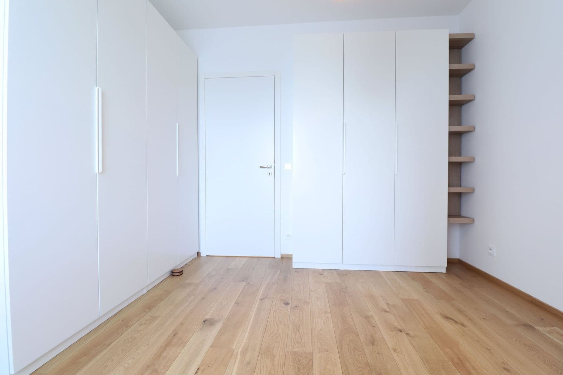 1 bedroom with open-plan kitchen flat to rent, 55 m², Sokolova, Prague, Prague 1 bedroom with open-plan kitchen flat to rent, 55 m², Sokolova, Prague, Prague
