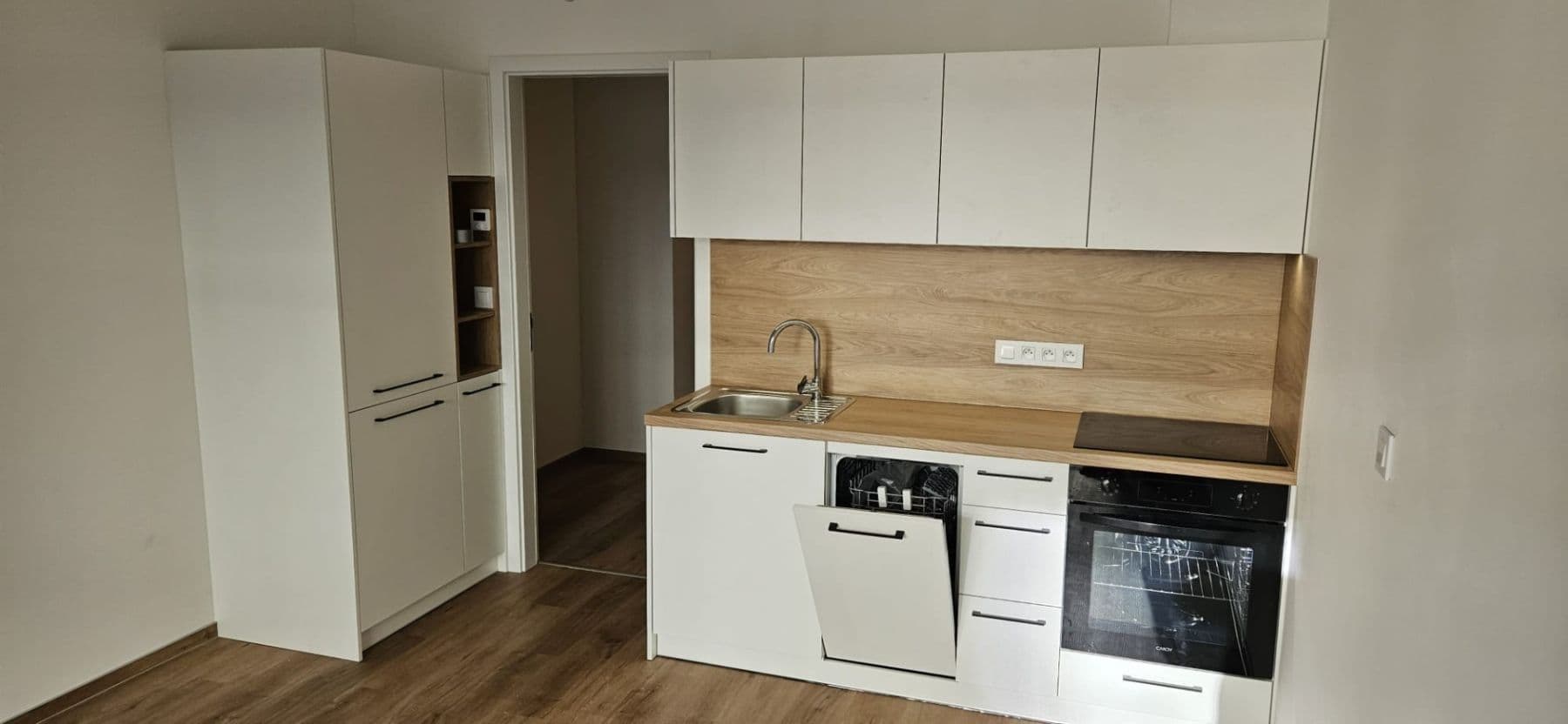 Studio flat to rent, 30 m², Hvězdová, Brno, Jihomoravský Region Studio flat to rent, 30 m², Hvězdová, Brno, Jihomoravský Region