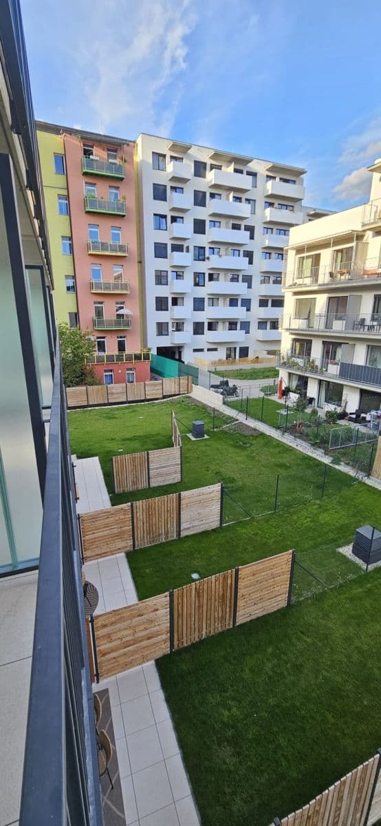 Studio flat to rent, 30 m², Hvězdová, Brno, Jihomoravský Region Studio flat to rent, 30 m², Hvězdová, Brno, Jihomoravský Region