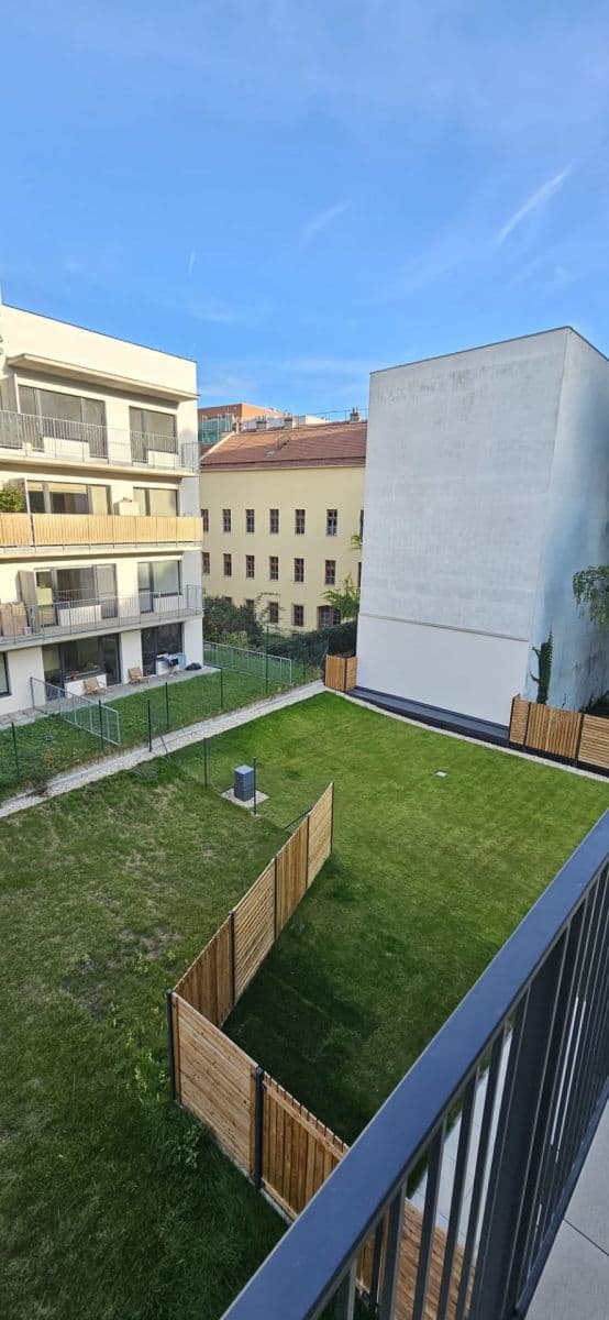 Studio flat to rent, 30 m², Hvězdová, Brno, Jihomoravský Region Studio flat to rent, 30 m², Hvězdová, Brno, Jihomoravský Region