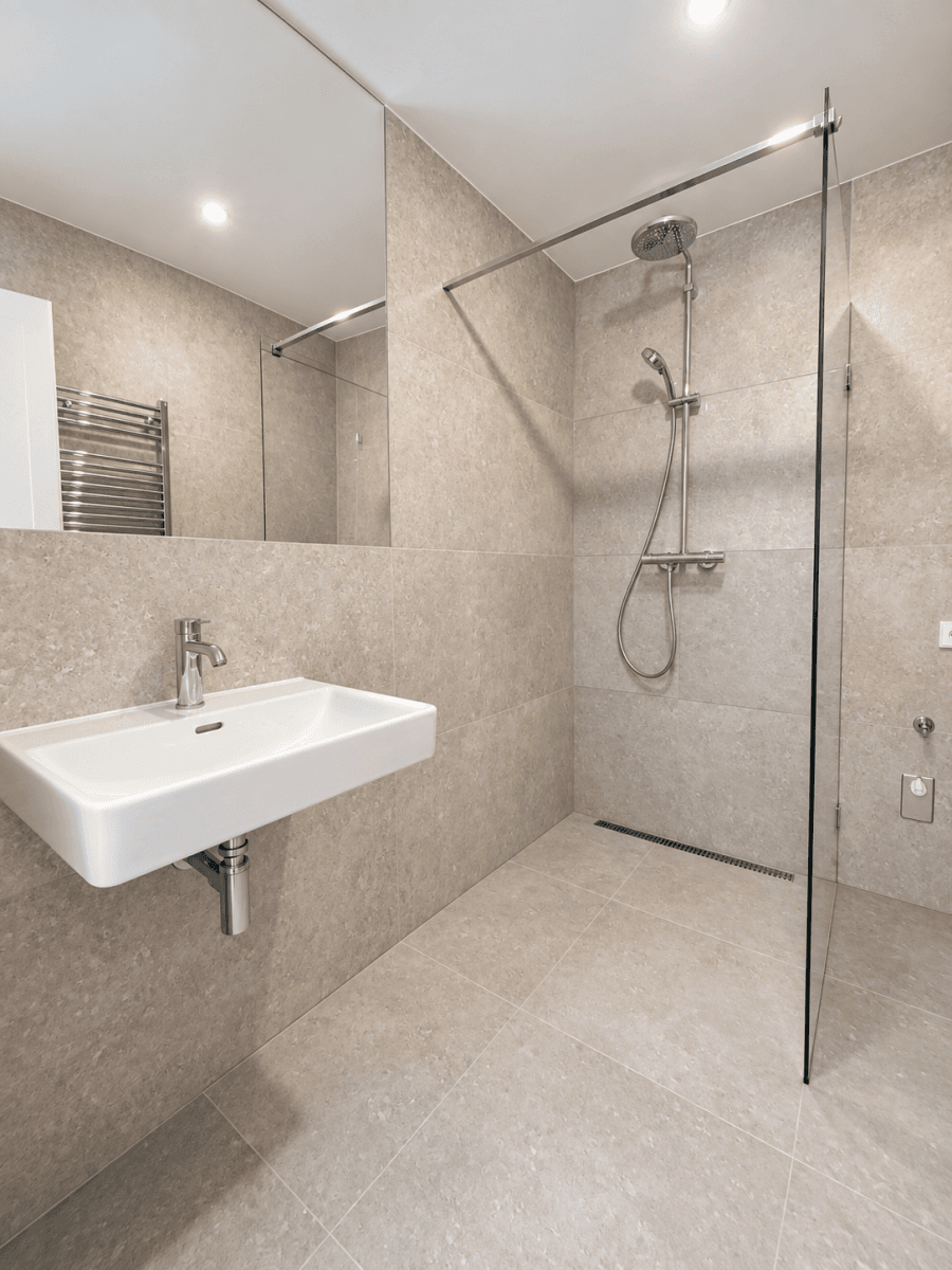 1 bedroom with open-plan kitchen flat to rent, 47 m², Pod Drinopolem, Prague, Prague 1 bedroom with open-plan kitchen flat to rent, 47 m², Pod Drinopolem, Prague, Prague