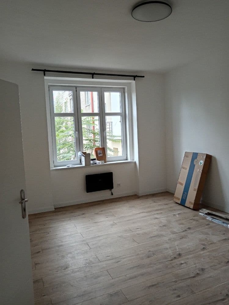 2 bedroom with open-plan kitchen flat to rent, 80 m², 28. pluku, Prague, Prague 2 bedroom with open-plan kitchen flat to rent, 80 m², 28. pluku, Prague, Prague
