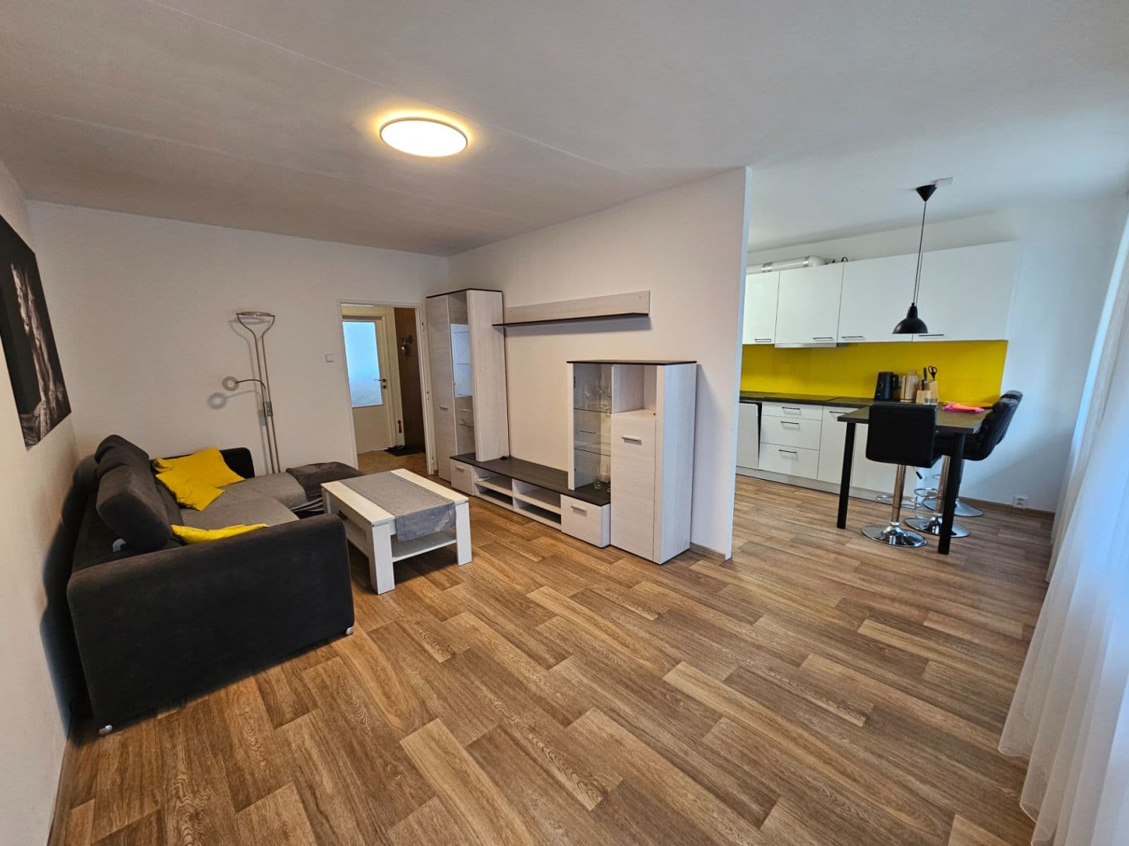 2 bedroom with open-plan kitchen flat to rent, 60 m², Habartická, Prague, Prague 2 bedroom with open-plan kitchen flat to rent, 60 m², Habartická, Prague, Prague