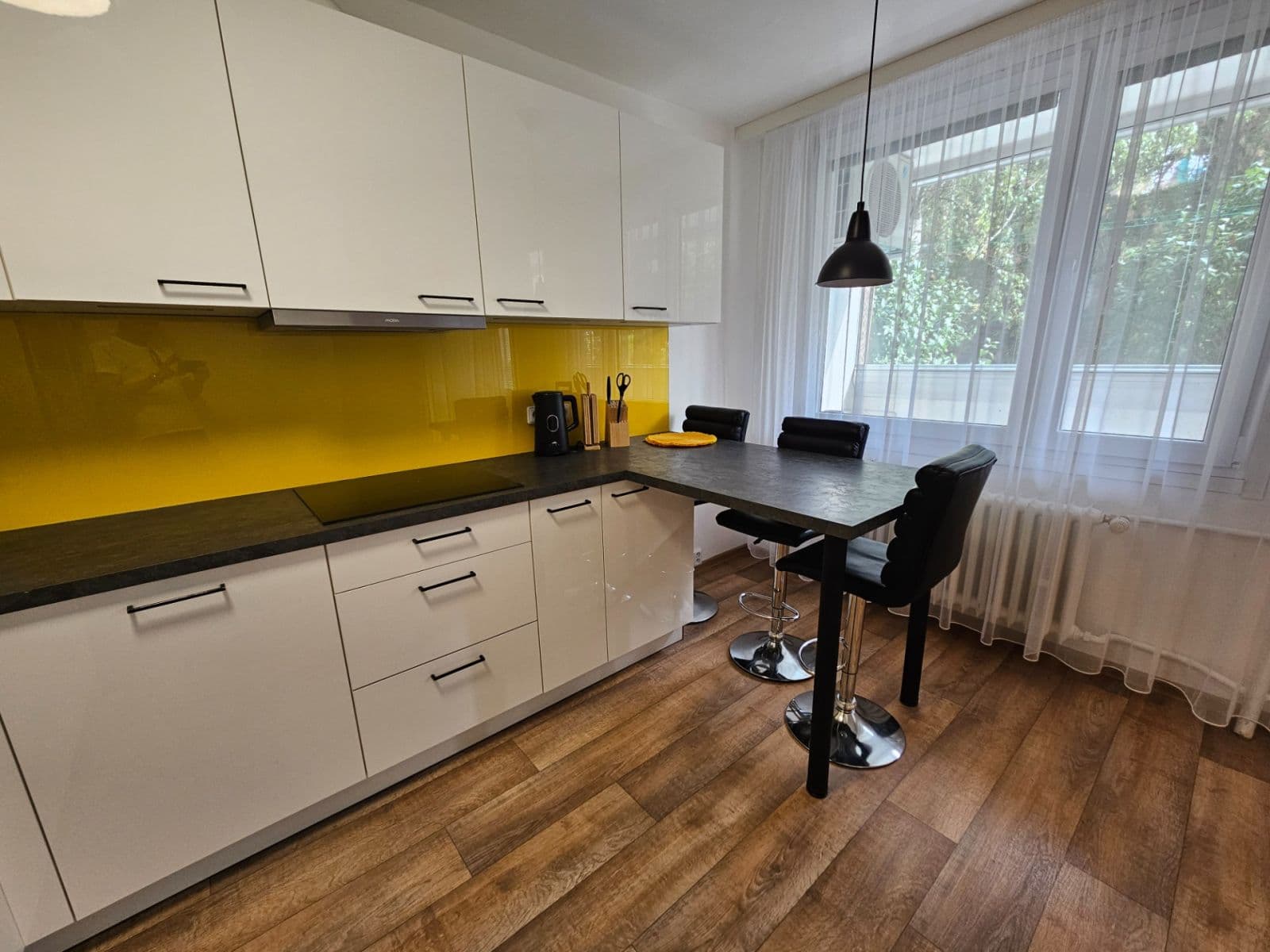 2 bedroom with open-plan kitchen flat to rent, 60 m², Habartická, Prague, Prague 2 bedroom with open-plan kitchen flat to rent, 60 m², Habartická, Prague, Prague