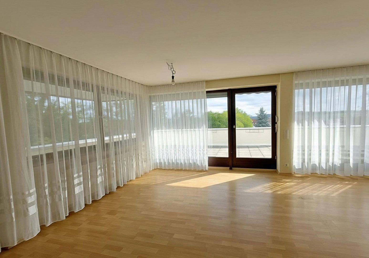 3 bedroom with open-plan kitchen flat for sale, 122 m², Herbrechtingen, Baden-Württemberg 3 bedroom with open-plan kitchen flat for sale, 122 m², Herbrechtingen, Baden-Württemberg