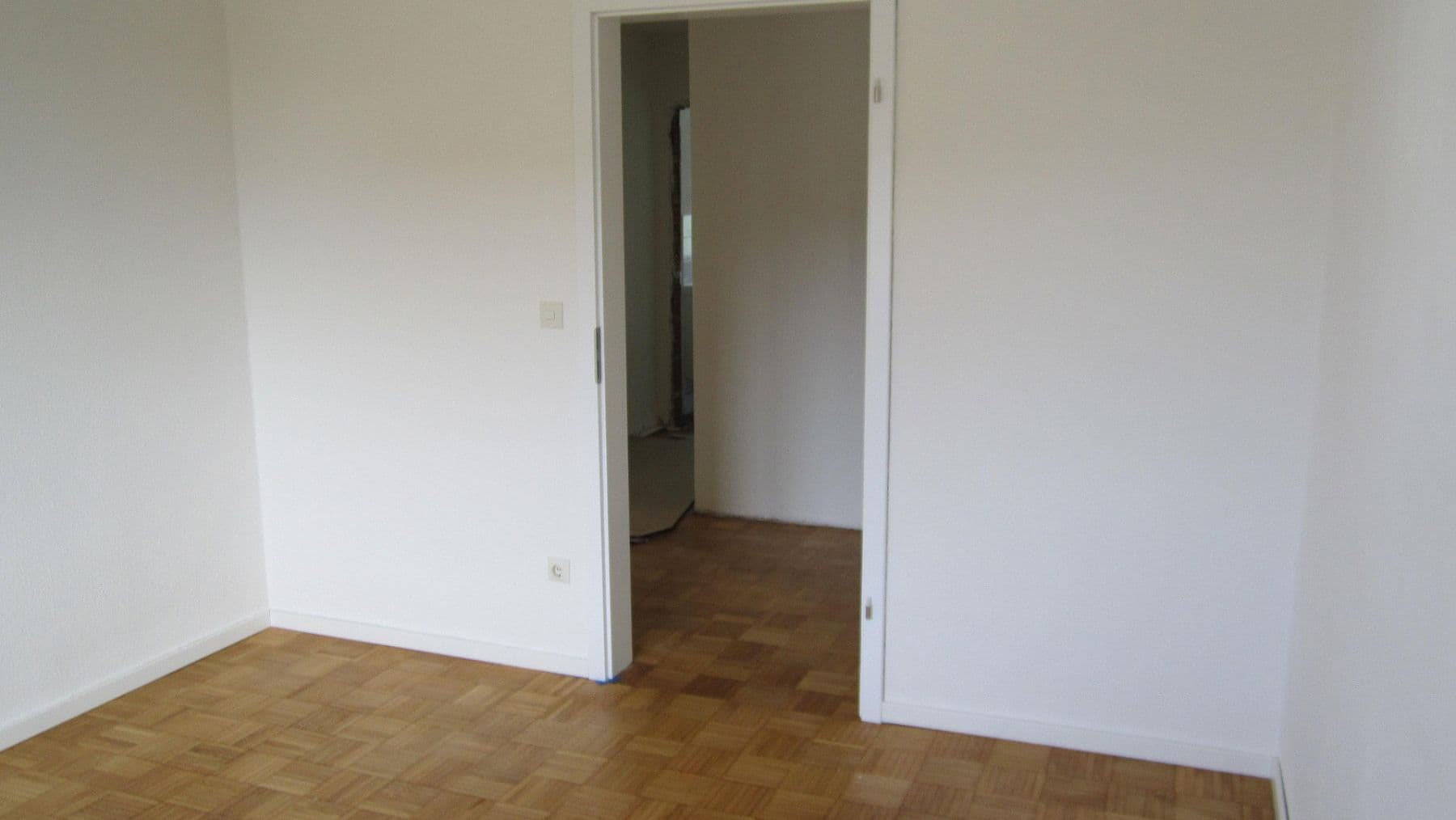 3 bedroom with open-plan kitchen flat to rent, 130 m², Herrenberg, Baden-Württemberg 3 bedroom with open-plan kitchen flat to rent, 130 m², Herrenberg, Baden-Württemberg