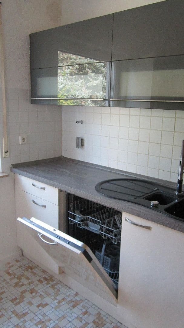 3 bedroom with open-plan kitchen flat to rent, 130 m², Herrenberg, Baden-Württemberg 3 bedroom with open-plan kitchen flat to rent, 130 m², Herrenberg, Baden-Württemberg