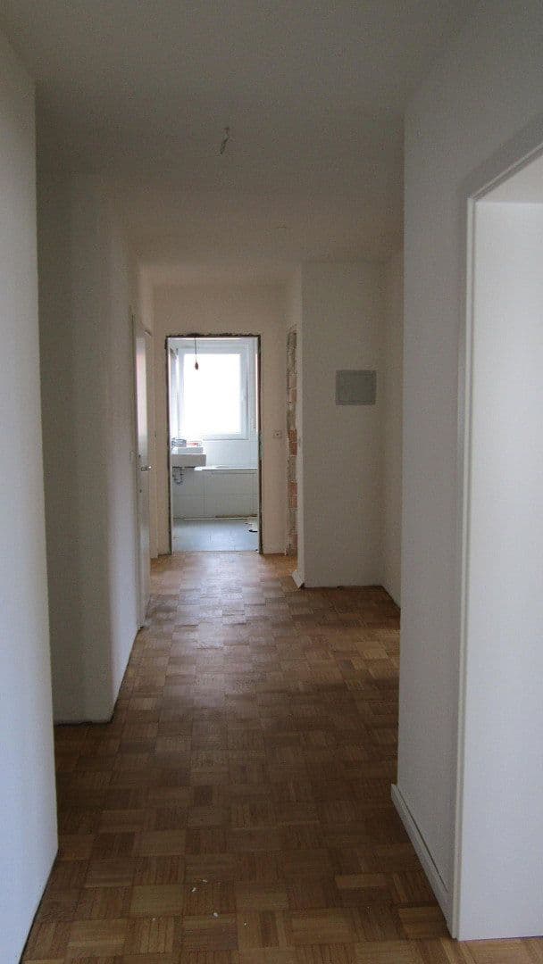 3 bedroom with open-plan kitchen flat to rent, 130 m², Herrenberg, Baden-Württemberg 3 bedroom with open-plan kitchen flat to rent, 130 m², Herrenberg, Baden-Württemberg