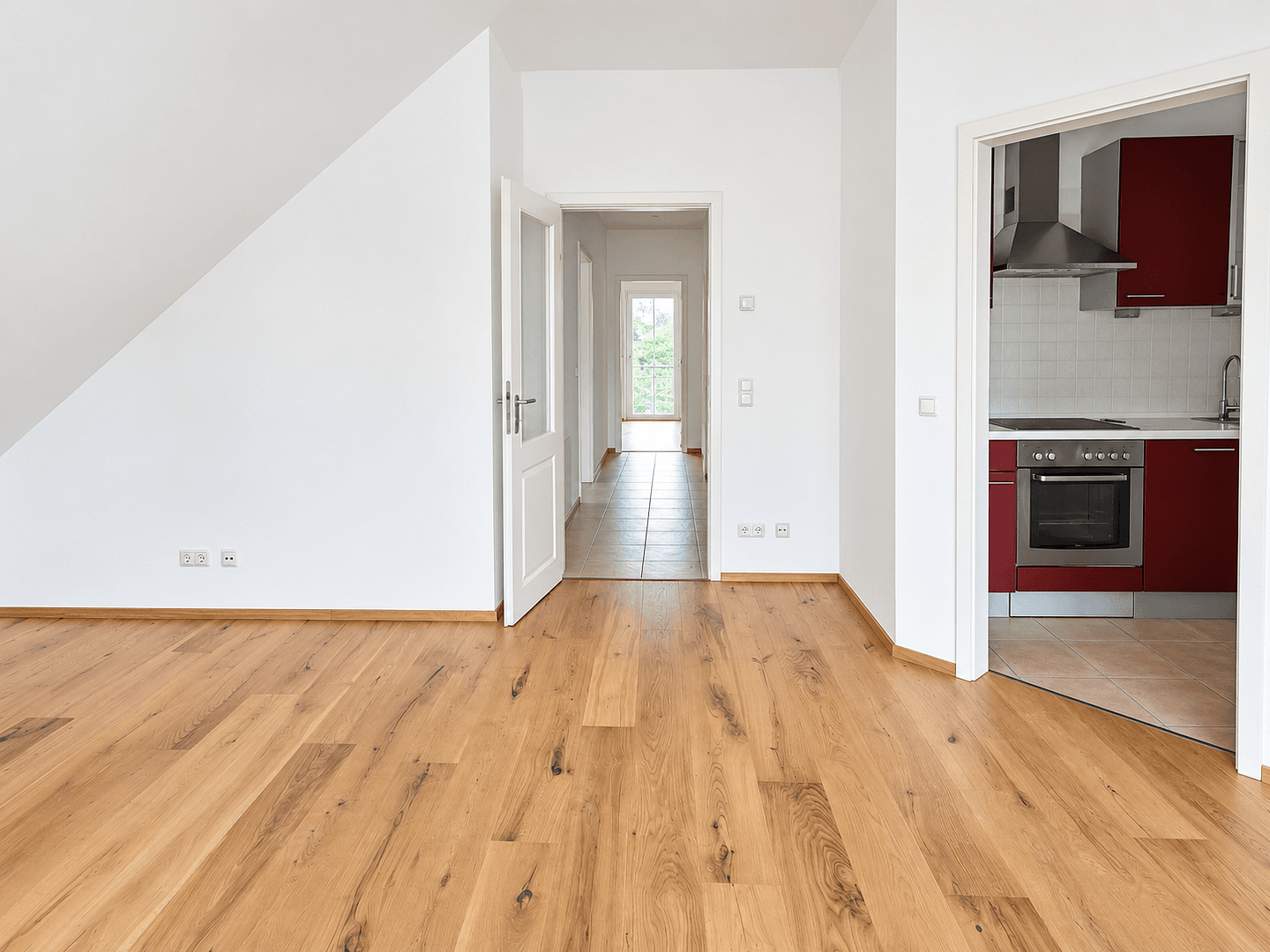4 bedroom flat to rent, 91 m², Gronsdorferstraße 1, Haar, Bavaria 4 bedroom flat to rent, 91 m², Gronsdorferstraße 1, Haar, Bavaria
