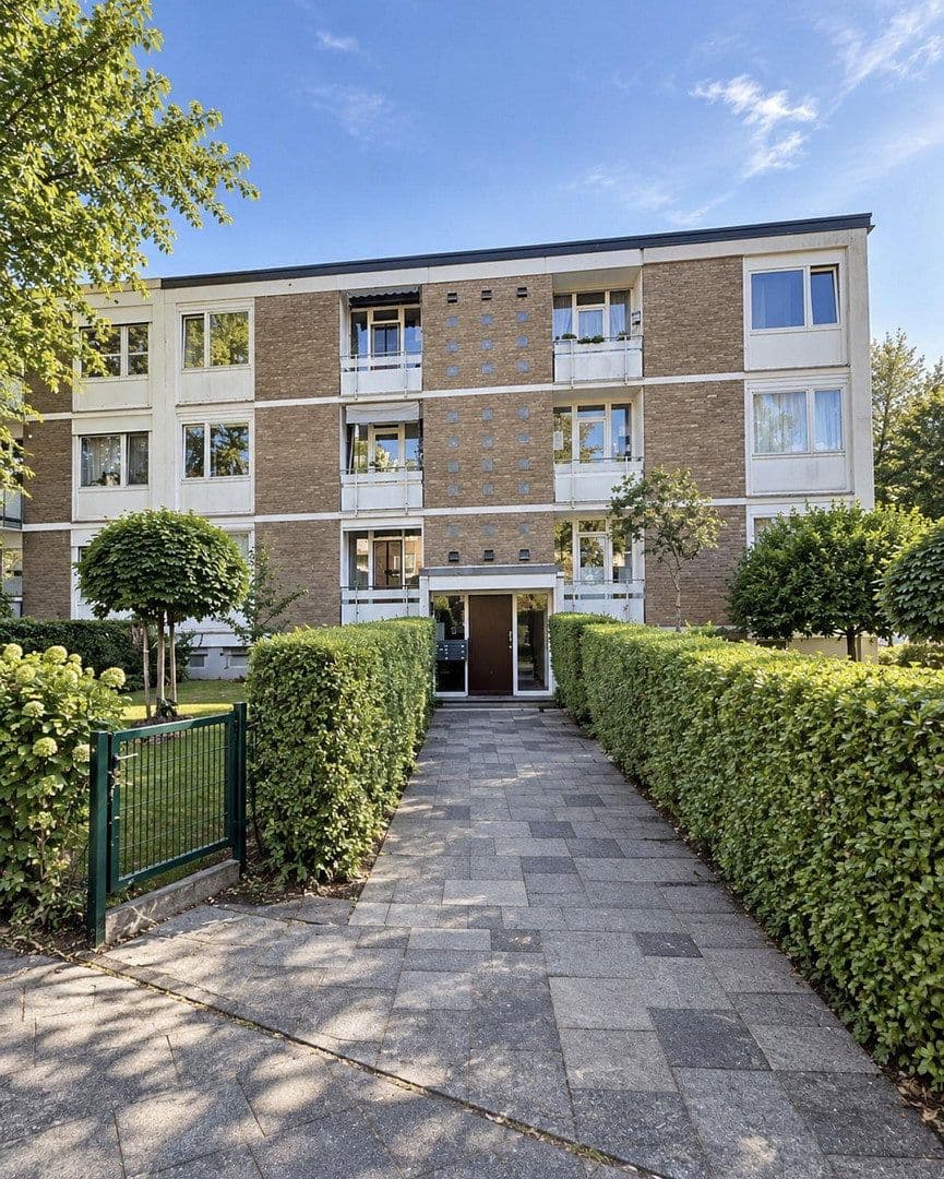 3 bedroom flat for sale, 80 m², Max-Halbe-Str.20, Düsseldorf, North Rhine-Westphalia 3 bedroom flat for sale, 80 m², Max-Halbe-Str.20, Düsseldorf, North Rhine-Westphalia