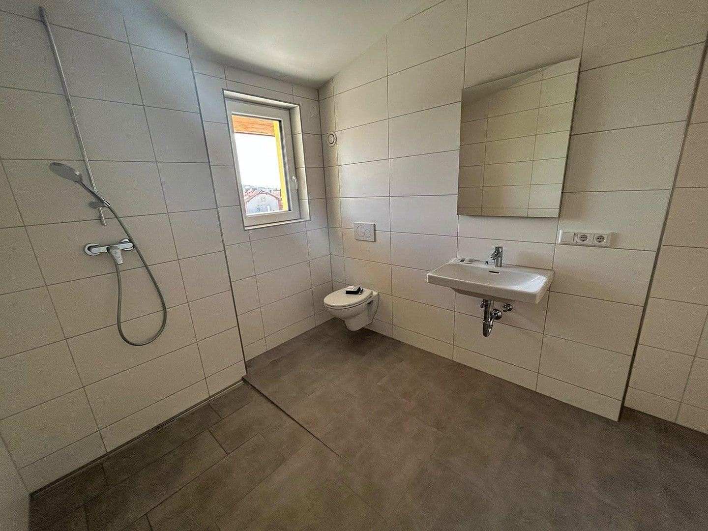 1 bedroom with open-plan kitchen flat to rent, 77 m², Dombühl, Bavaria 1 bedroom with open-plan kitchen flat to rent, 77 m², Dombühl, Bavaria