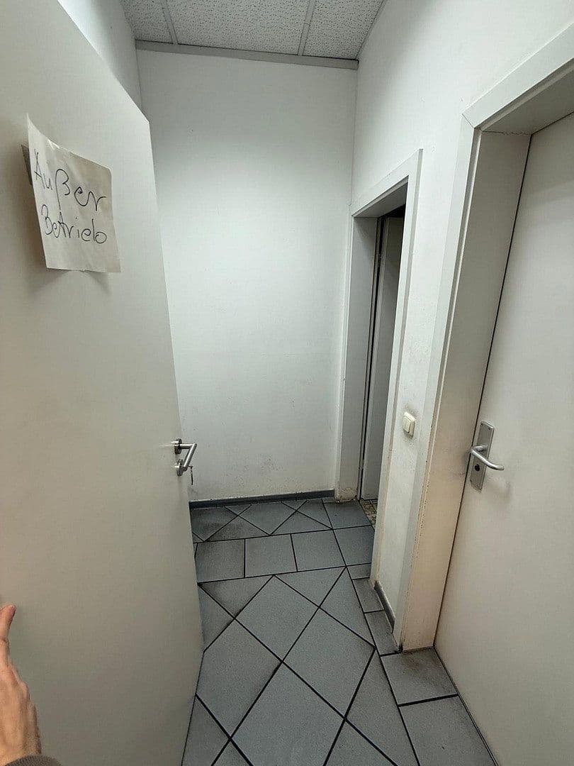 non-residential property to rent, 492 m², Jakobstr. 210-212, Aachen, North Rhine-Westphalia non-residential property to rent, 492 m², Jakobstr. 210-212, Aachen, North Rhine-Westphalia