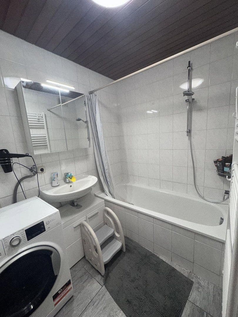 2 bedroom with open-plan kitchen flat for sale, 81 m², Möglingen, Baden-Württemberg 2 bedroom with open-plan kitchen flat for sale, 81 m², Möglingen, Baden-Württemberg