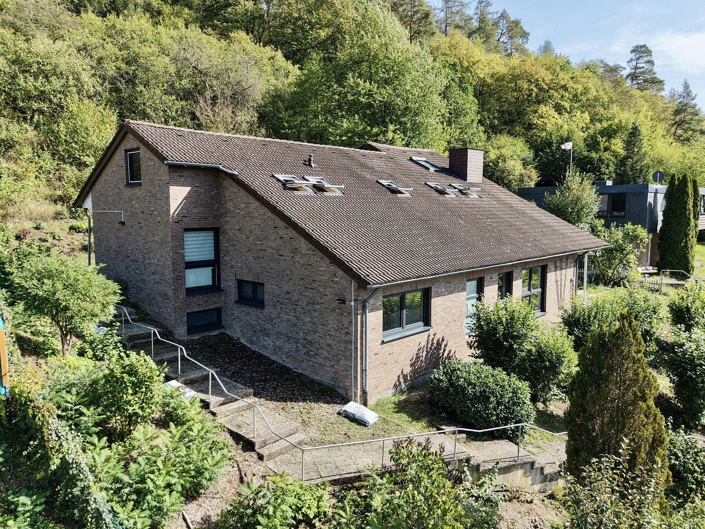 house for sale, 300 m², In den Lärchen 20, Mittenaar, Hesse house for sale, 300 m², In den Lärchen 20, Mittenaar, Hesse