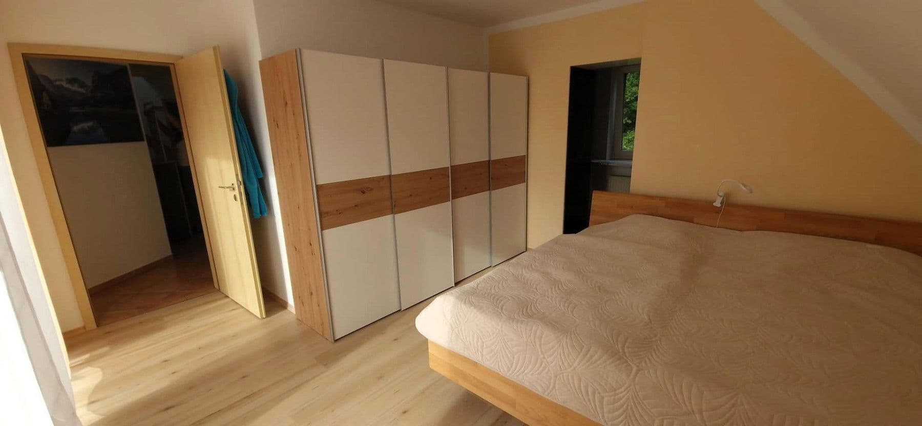 5 bedroom with open-plan kitchen flat to rent, 165 m², Langensendelbach, Bavaria 5 bedroom with open-plan kitchen flat to rent, 165 m², Langensendelbach, Bavaria