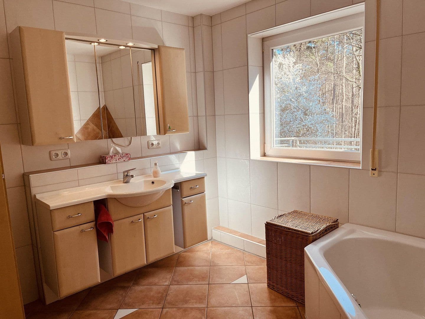 5 bedroom with open-plan kitchen flat to rent, 165 m², Langensendelbach, Bavaria 5 bedroom with open-plan kitchen flat to rent, 165 m², Langensendelbach, Bavaria